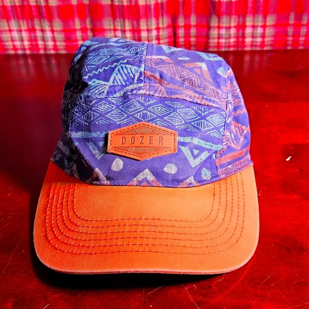 Dozer hat - Picture 1 of 1